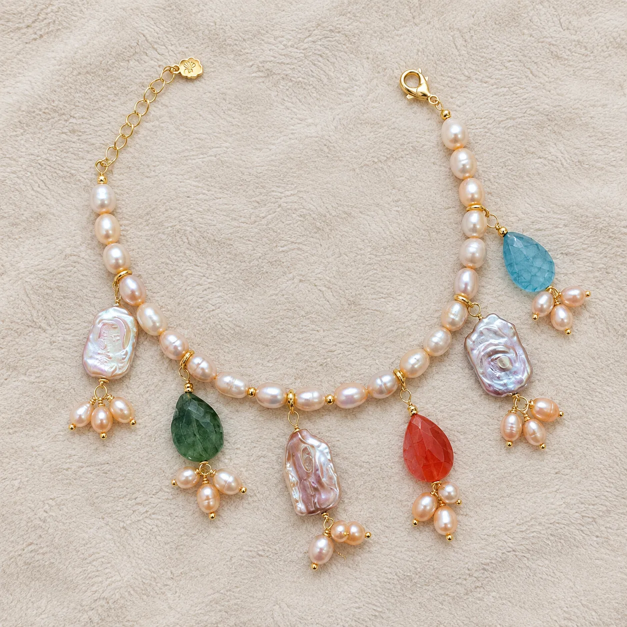 Adjustable Pearl Breslate