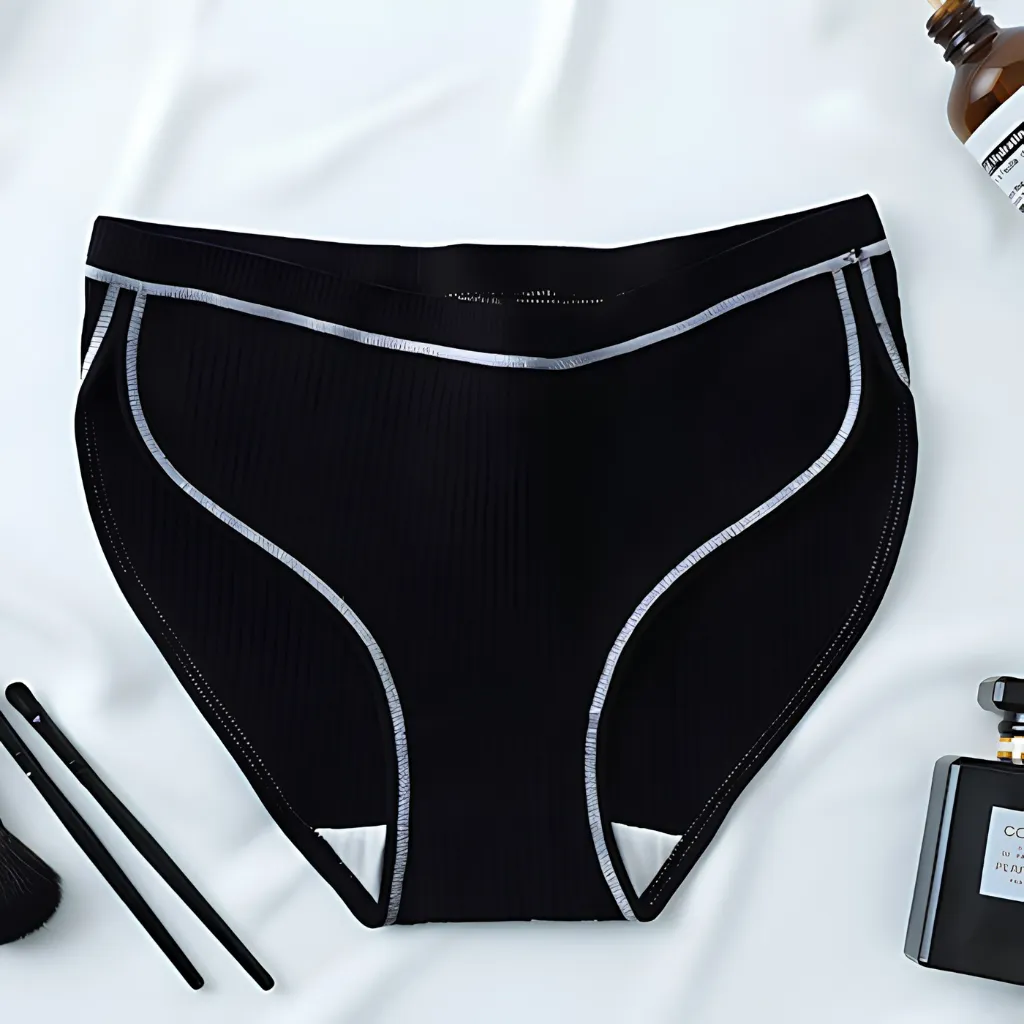 Women's Cotton Seamless Panty - Black