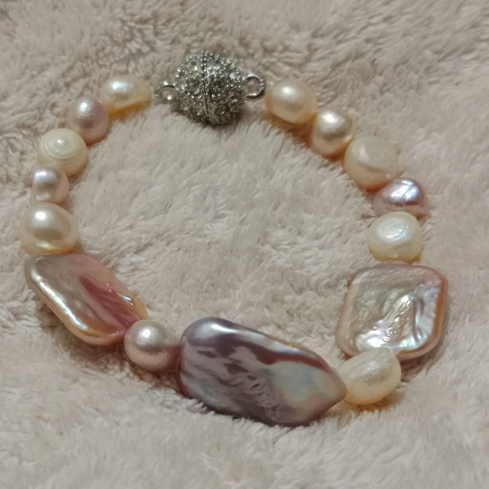 Exclusive Pearl Breslate