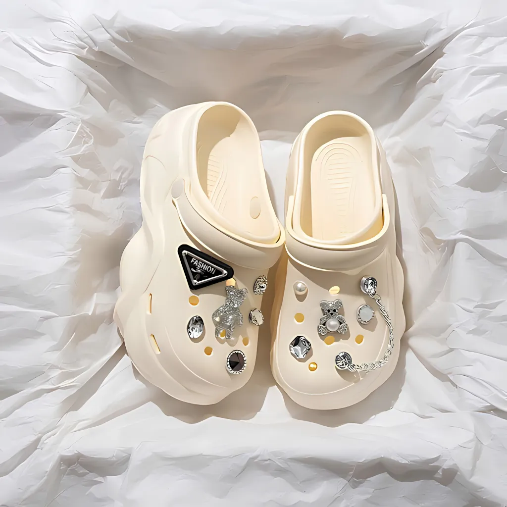 Women Teddy & Chain Bear Clogs - Cream