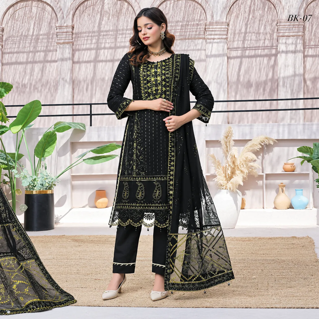 Pakistani Dastaan by Bin Khalid Embroidered Unstitched Three Piece - Ebony Black