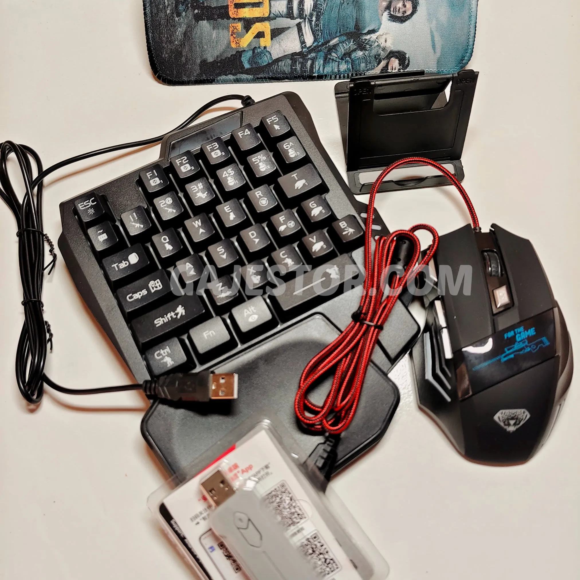 5 IN 1 MOBILE GAMING COMBO