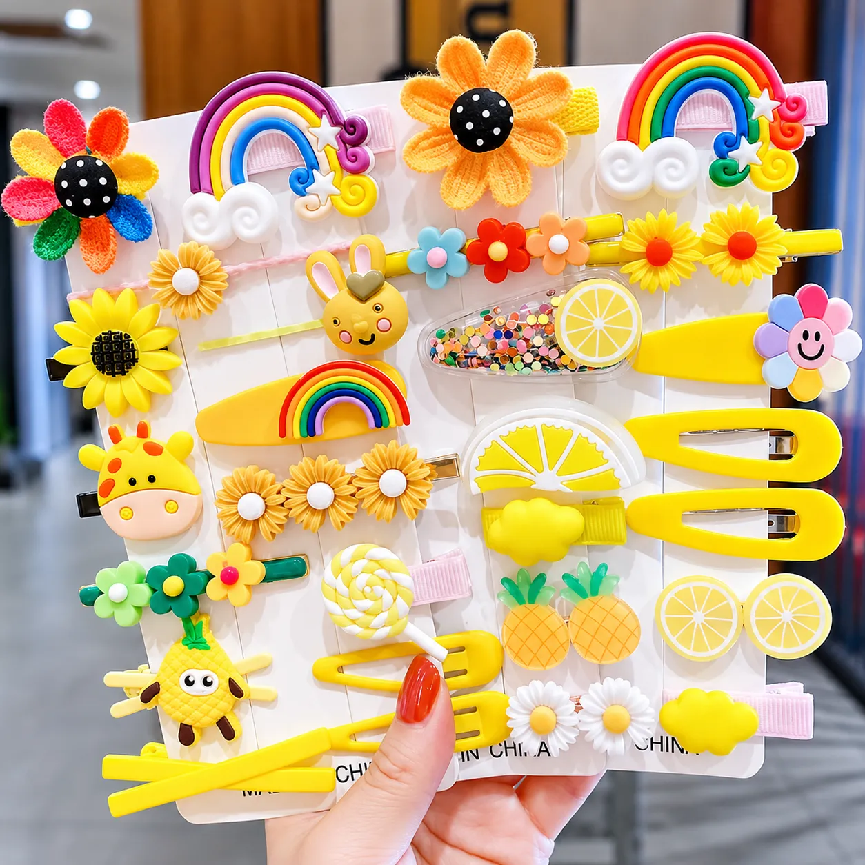 14 pcs Yellow color Baby hair clip set for cute babies hair with various cartoons and characters