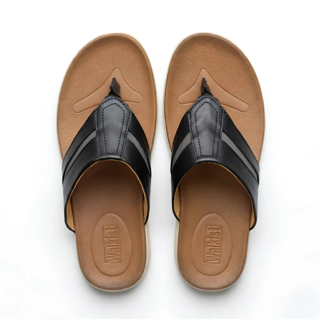 Original Leather Slipper Sandals in Black add a classic touch to casual outfits. Pair them with jeans or trousers for a simple, everyday styling.