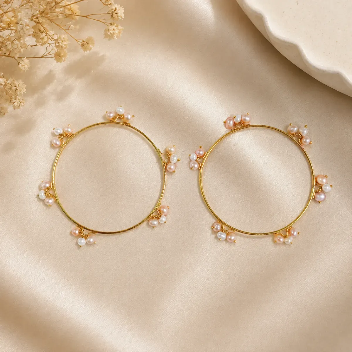 Exclusive Pearl Bangle Pair