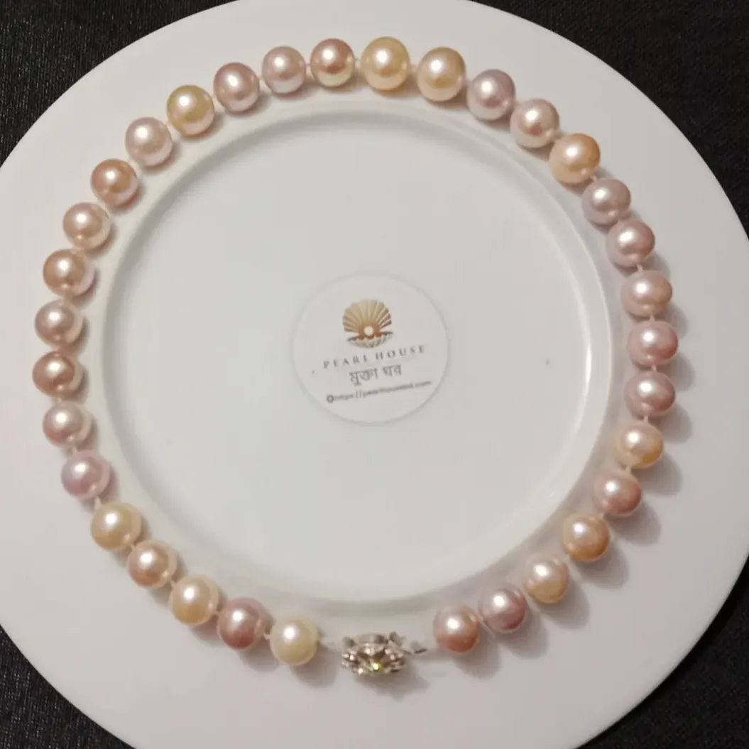 Exclusive Pearl Necklace