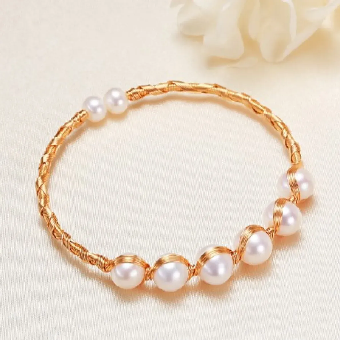 Pearl Adjustable Breslate