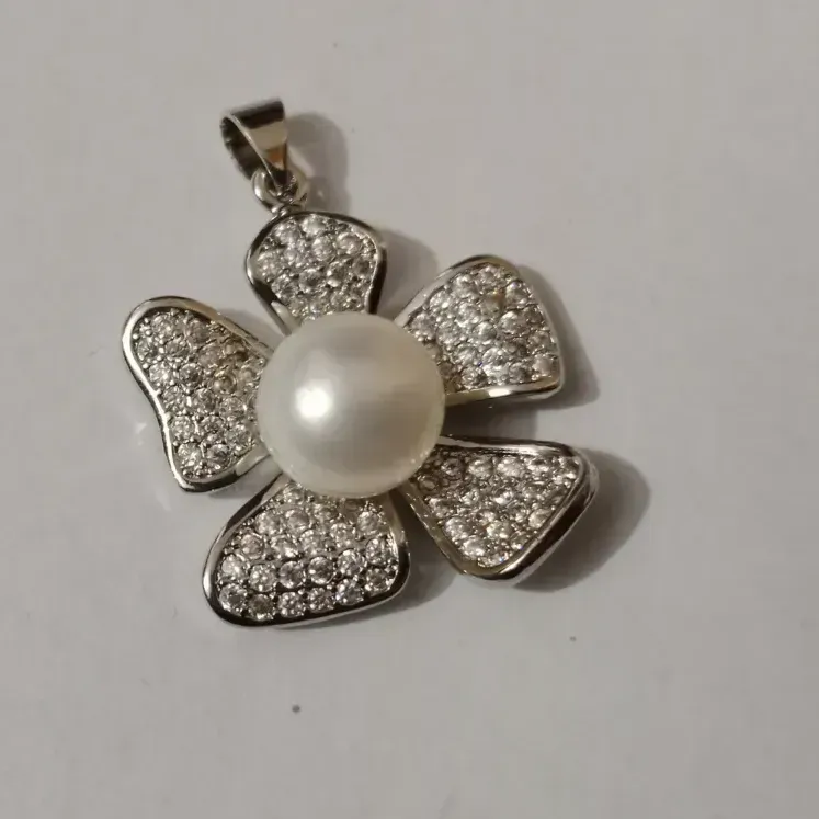 Pearl Locket For Women