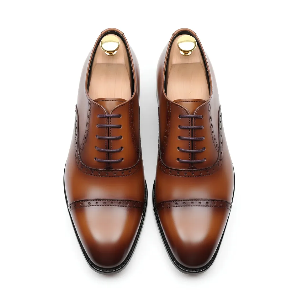 Original Leather Brogue Oxford Shoes in Brown bring smart style to your wardrobe. Pair them with suits or chinos for work and social events.