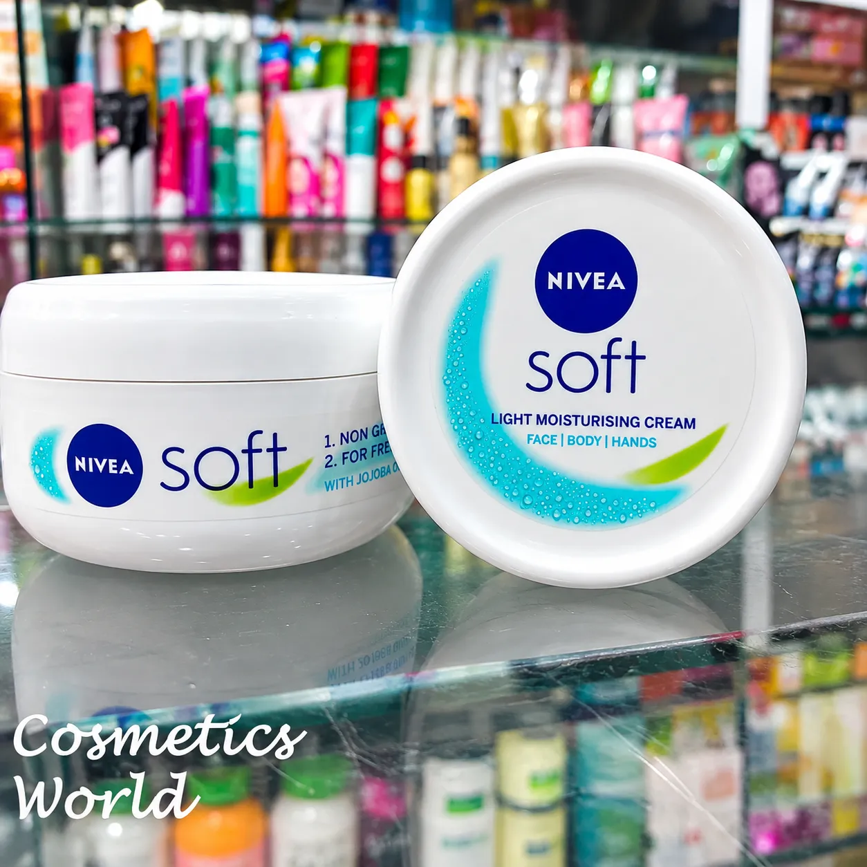 NIVEA Soft Light Moisturising Cream 50g