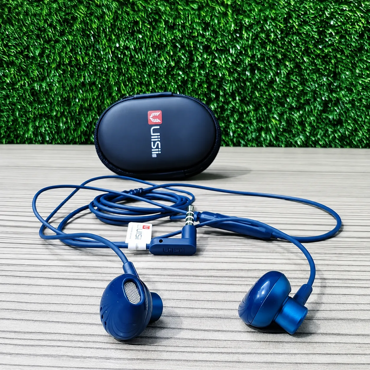 Uiisii Hm 12 Super Bass Stereo In Ear-Phone With Pouch - High-Quality Audio Immersion With Uiisii Hm 12 In Ear-Phone - Including A Protective Pouch