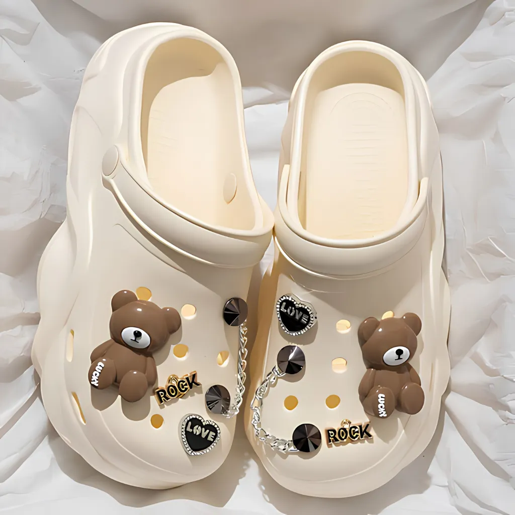 Women Teddy & Chain Bear Clogs - Teddy Cream
