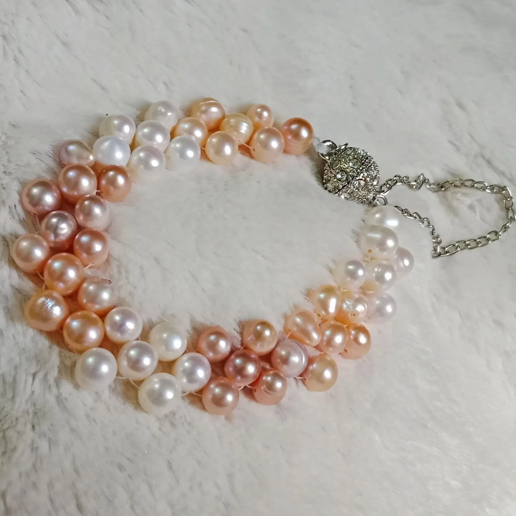 Exclusive Pearl Bracelet